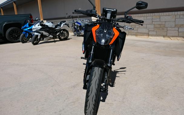 2026 KTM 250 DUKE