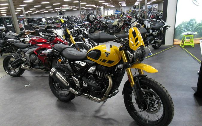 2026 Triumph Scrambler 400 XC Racing Yellow