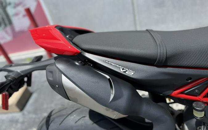 2026 Ducati Hypermotard V2