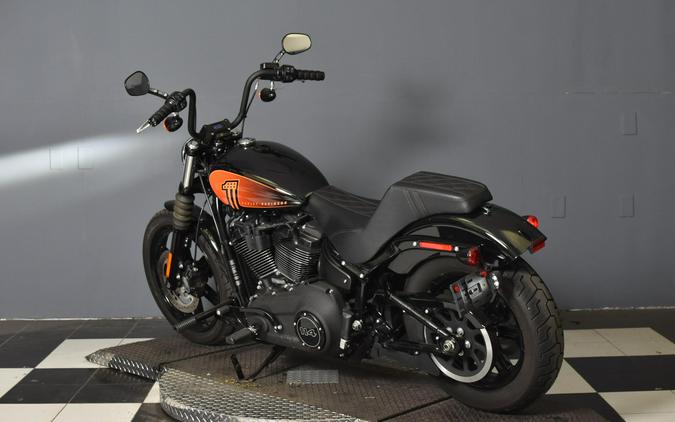 2022 Harley-Davidson Street Bob 114 Vivid Black FXBBS