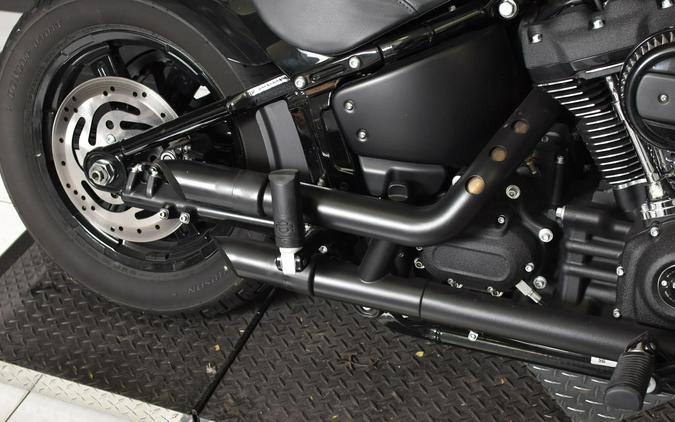 2022 Harley-Davidson Street Bob 114 Vivid Black FXBBS