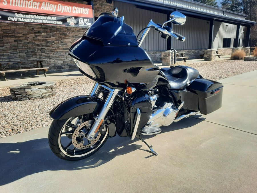 2021 Harley-Davidson® Road Glide® Vivid Black