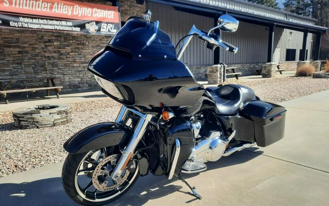 2021 Harley-Davidson® Road Glide® Vivid Black