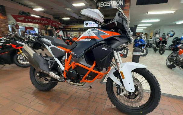 2026 KTM 1390 SUPER ADVENTURE R OT