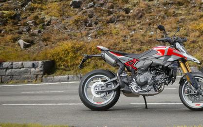 2026 Ducati Hypermotard V2 Sp