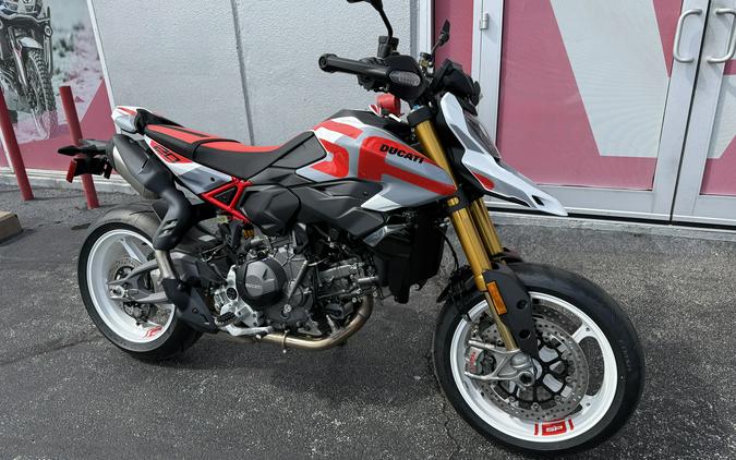 2026 Ducati Hypermotard V2 Sp