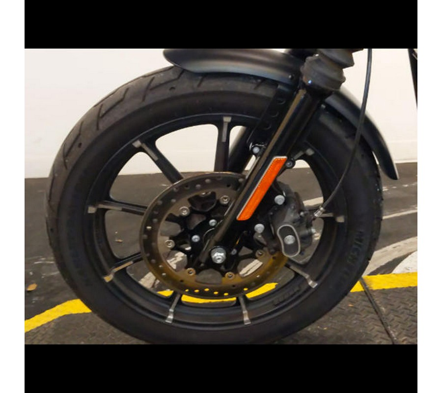 2019 Harley-Davidson® XL 883N - Sportster® Iron 883™