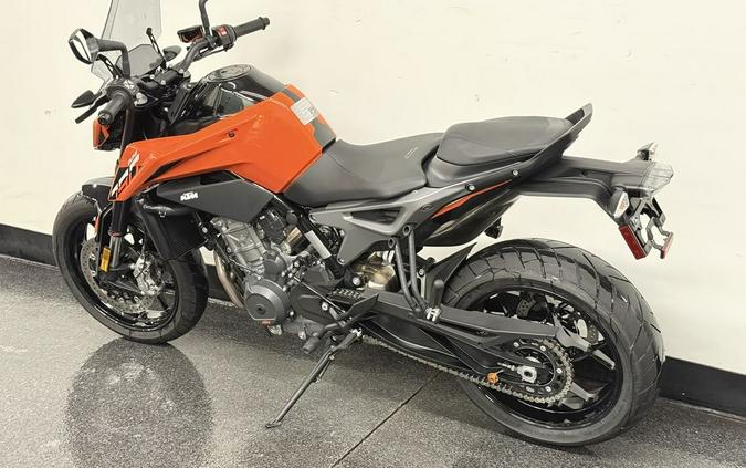 2024 KTM 790 Duke