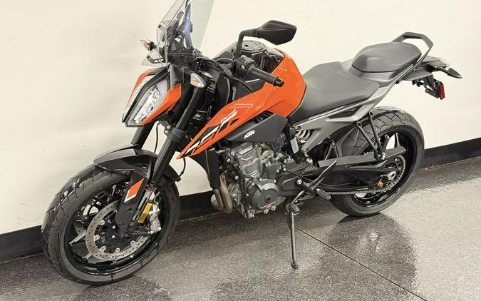 2024 KTM 790 Duke