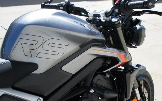 2024 Triumph Street Triple 765 Review: R and RS [16 Fast Facts]