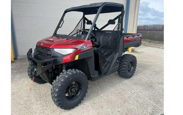 2025 Polaris Industries RANGER XP 1000 Premium - Sunset Red