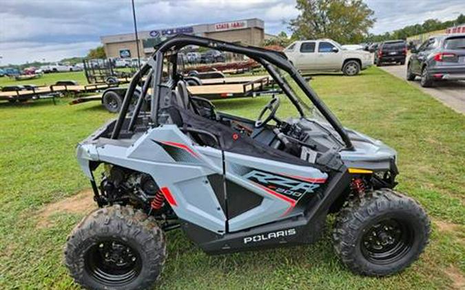 2024 Polaris RZR 200 EFI