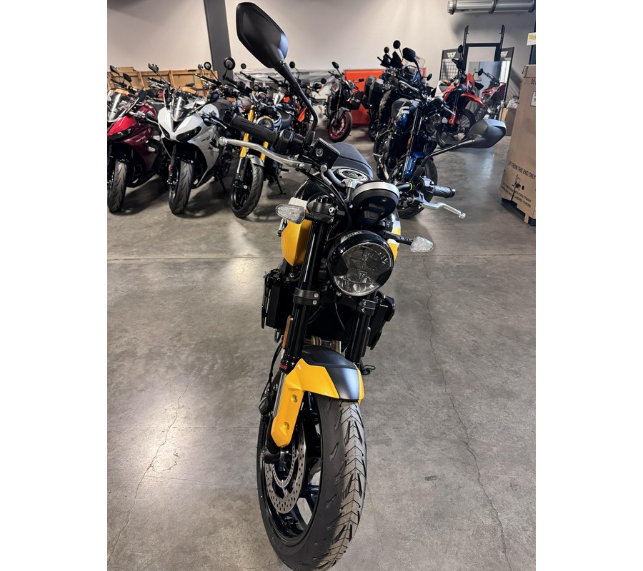 2025 Triumph Trident