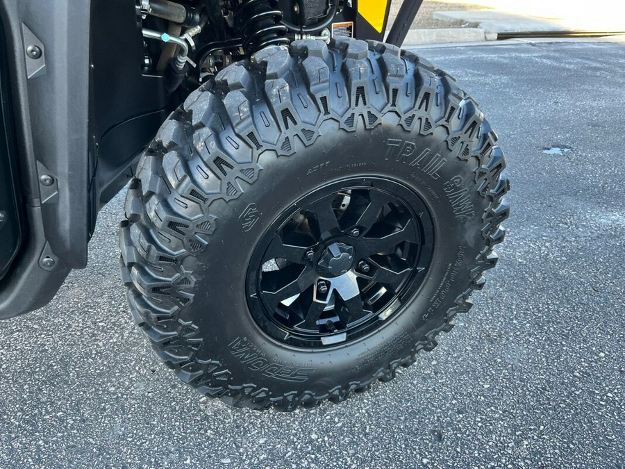 2022 Can-Am Defender Max Limited HD10