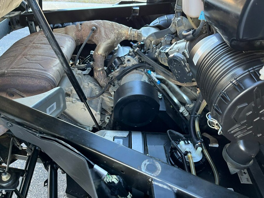 2022 Can-Am Defender Max Limited HD10