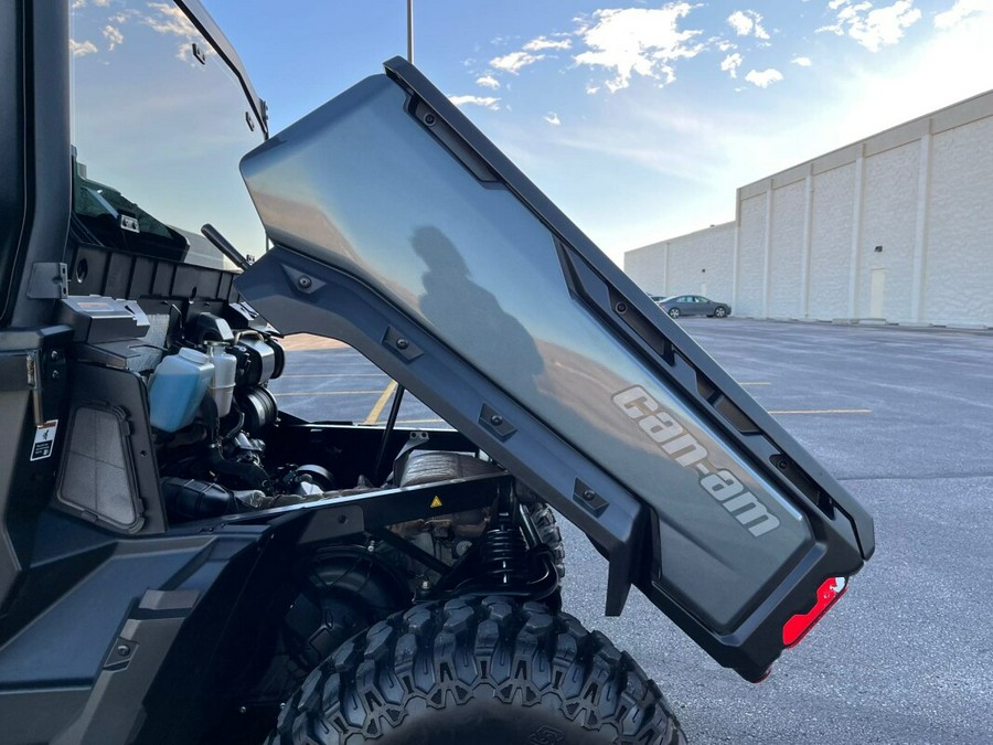 2022 Can-Am Defender Max Limited HD10