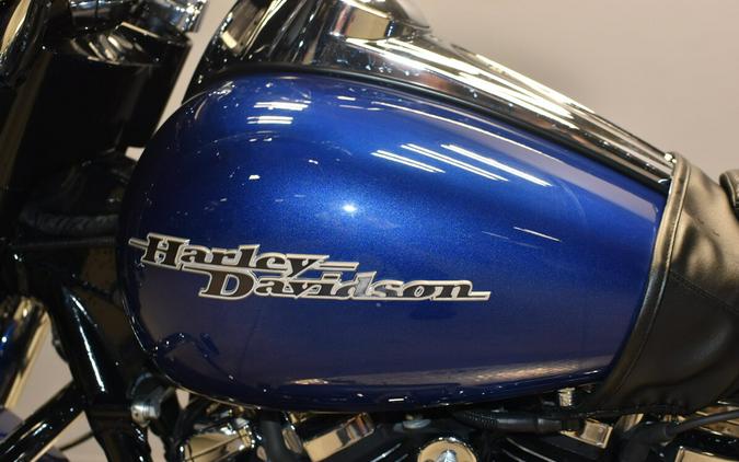 2017 Harley-Davidson Street Glide Special FLHXS