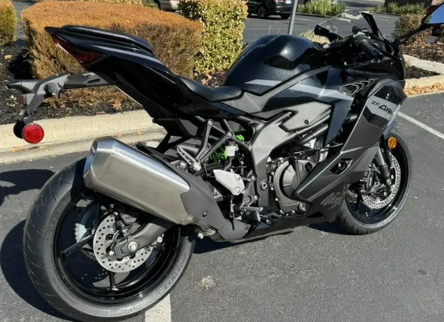 2026 Kawasaki Ninja ZX-4RR ABS