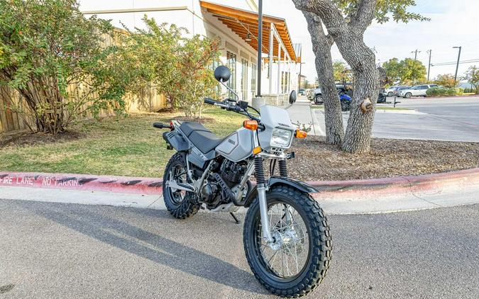 2026 YAMAHA TW200