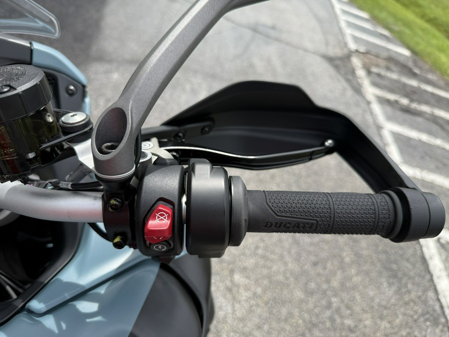 2026 Ducati Multistrada V4 Rally Jade Green/Brushed Aluminum