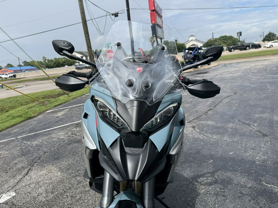 2026 Ducati Multistrada V4 Rally Jade Green/Brushed Aluminum