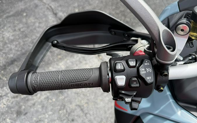 2026 Ducati Multistrada V4 Rally Jade Green/Brushed Aluminum