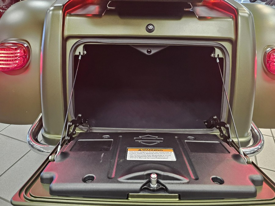 FLHTCUTG 2022 Tri Glide® Ultra