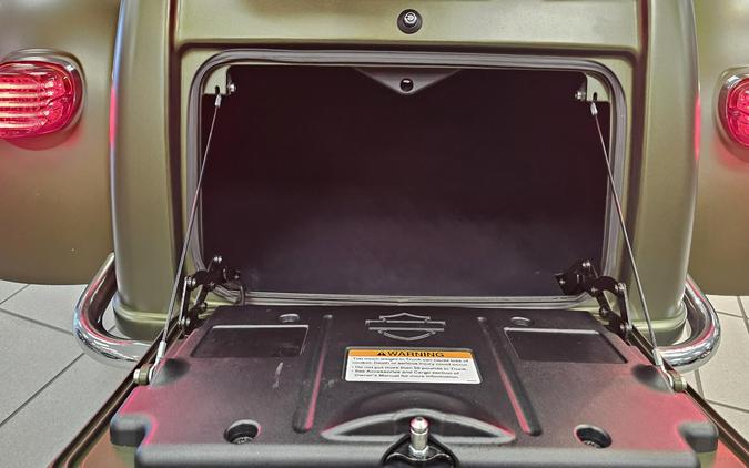 FLHTCUTG 2022 Tri Glide® Ultra