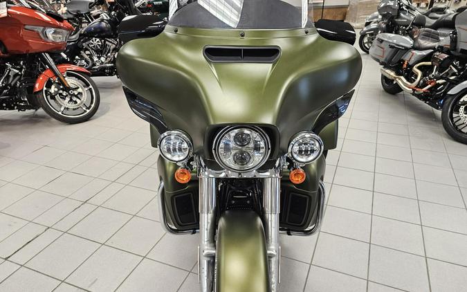 FLHTCUTG 2022 Tri Glide® Ultra