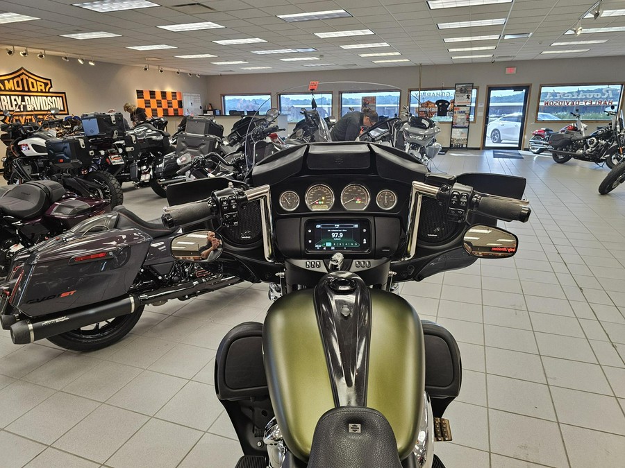 FLHTCUTG 2022 Tri Glide® Ultra