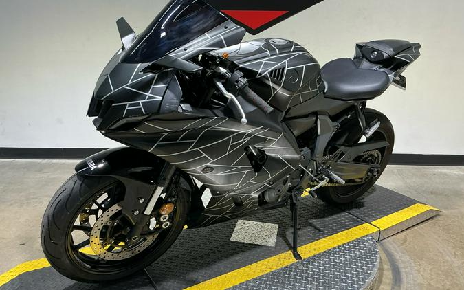 2025 Yamaha YZF-R7