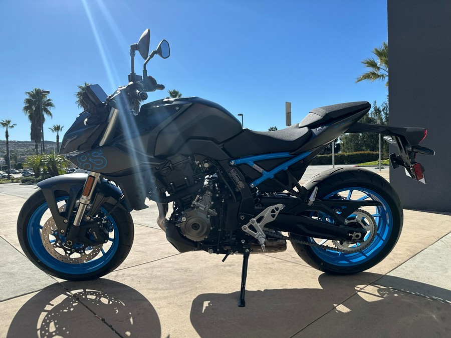 2024 SUZUKI GSX-8S