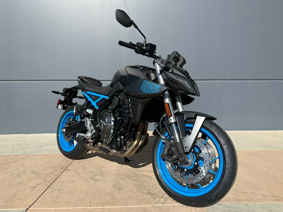 2024 SUZUKI GSX-8S