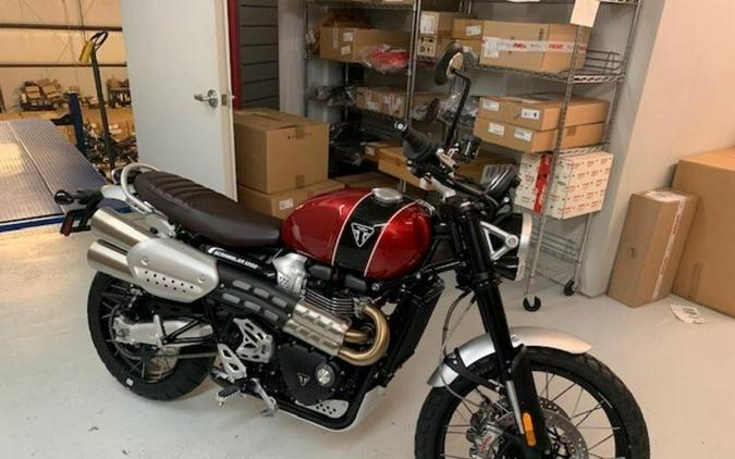 2023 Triumph Scrambler 1200 XC Carnival Red / Jet Black