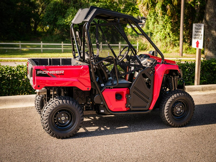 2025 Honda® Pioneer 520