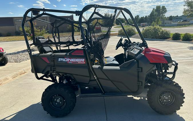 2025 Honda Pioneer 700-4