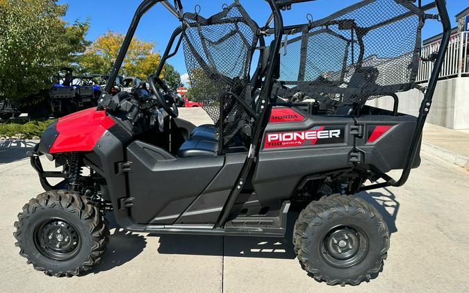 2025 Honda Pioneer 700-4