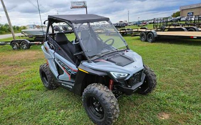 2024 Polaris RZR 200 EFI