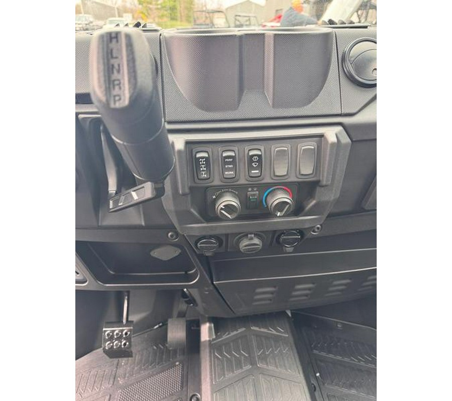 2027 Polaris® Ranger Crew XP 1000 Cab