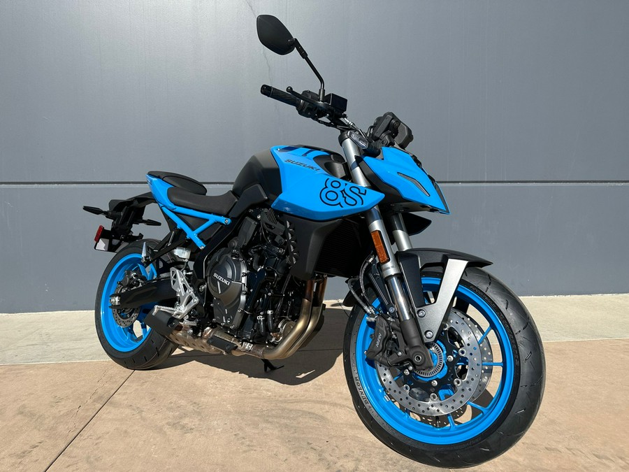 2024 SUZUKI GSX-8S