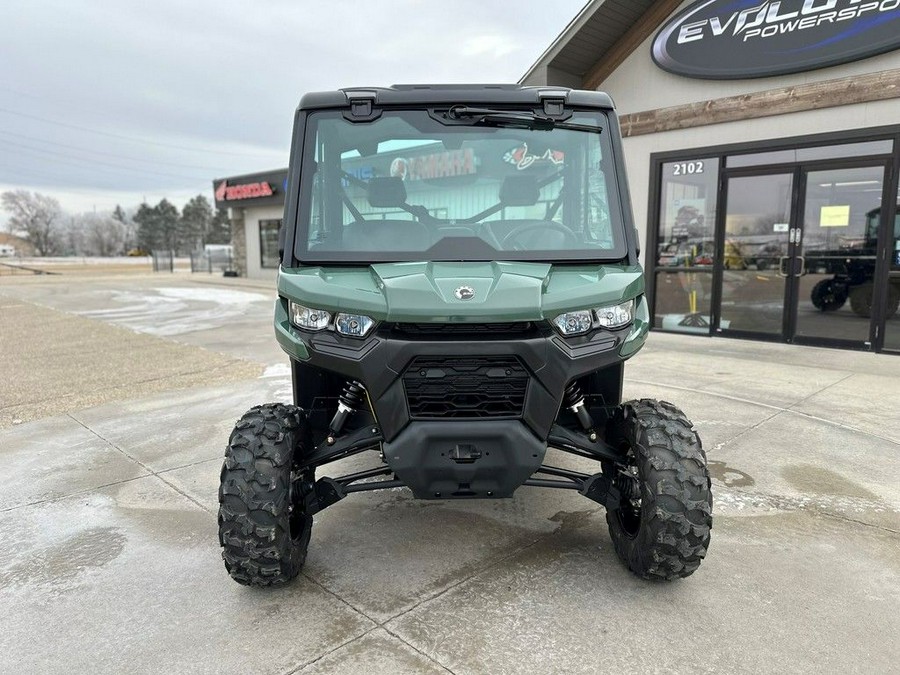 2024 Can-Am® Defender DPS CAB HD9