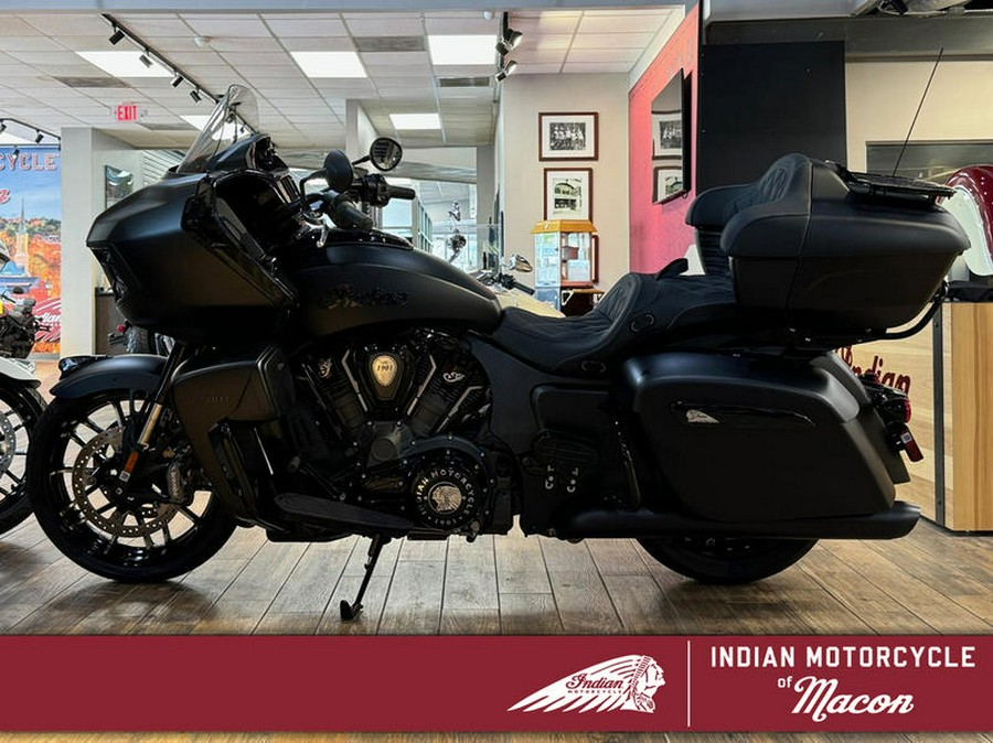 2024 Indian Motorcycle® Pursuit® Dark Horse® Black Smoke