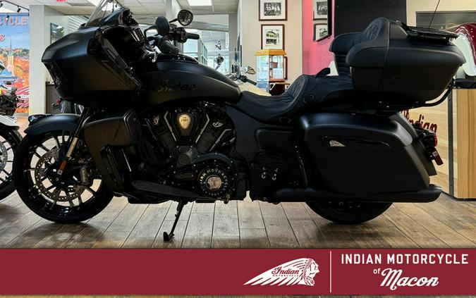 2024 Indian Motorcycle® Pursuit® Dark Horse® Black Smoke