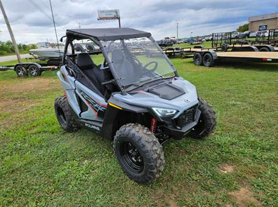 2024 Polaris RZR 200 EFI