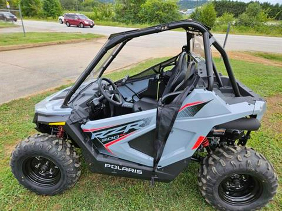 2024 Polaris RZR 200 EFI