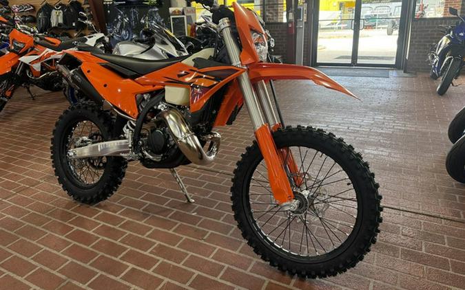 2026 KTM XC 150 W