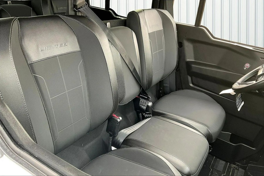 2026 Can-Am SSV DEF MAX LTD 65 HD11 WH HB 26 Limited HD11