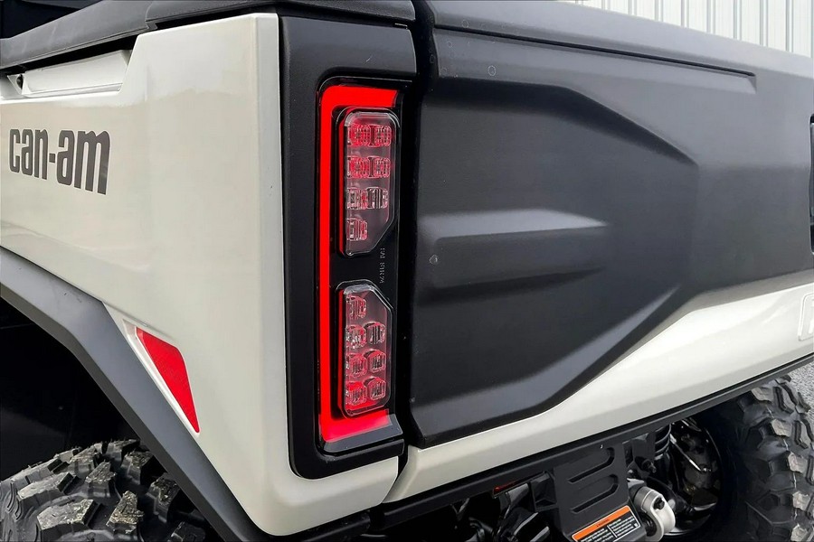 2026 Can-Am SSV DEF MAX LTD 65 HD11 WH HB 26 Limited HD11