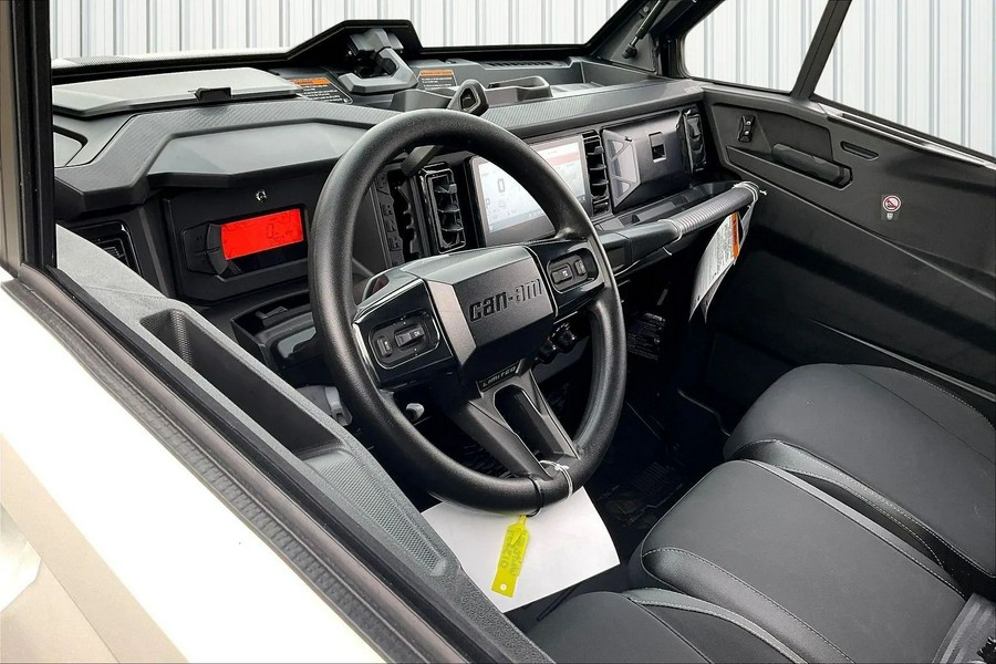 2026 Can-Am SSV DEF MAX LTD 65 HD11 WH HB 26 Limited HD11