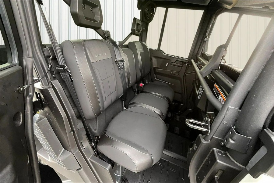 2026 Can-Am SSV DEF MAX LTD 65 HD11 WH HB 26 Limited HD11